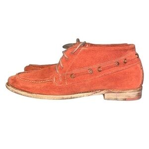 Vintage Shoe Company Lydia 4 Eye Tie Hi
Boat Shoe Coral Suede Women's size 7